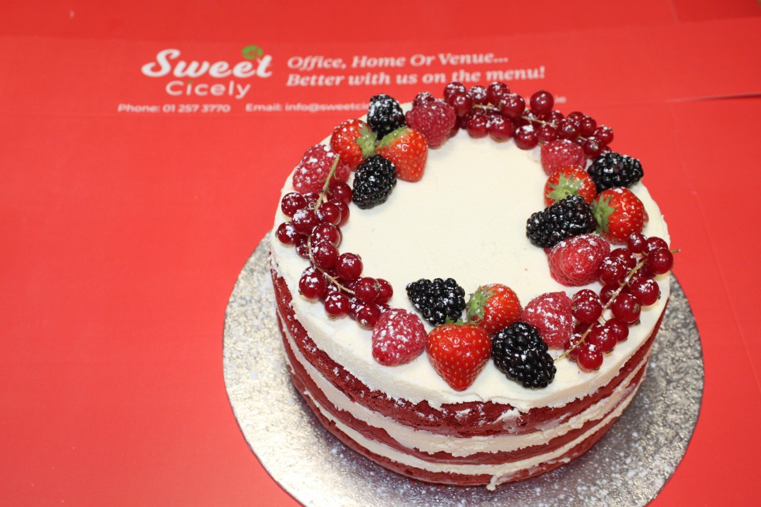 Christmas Red Velvet Cake