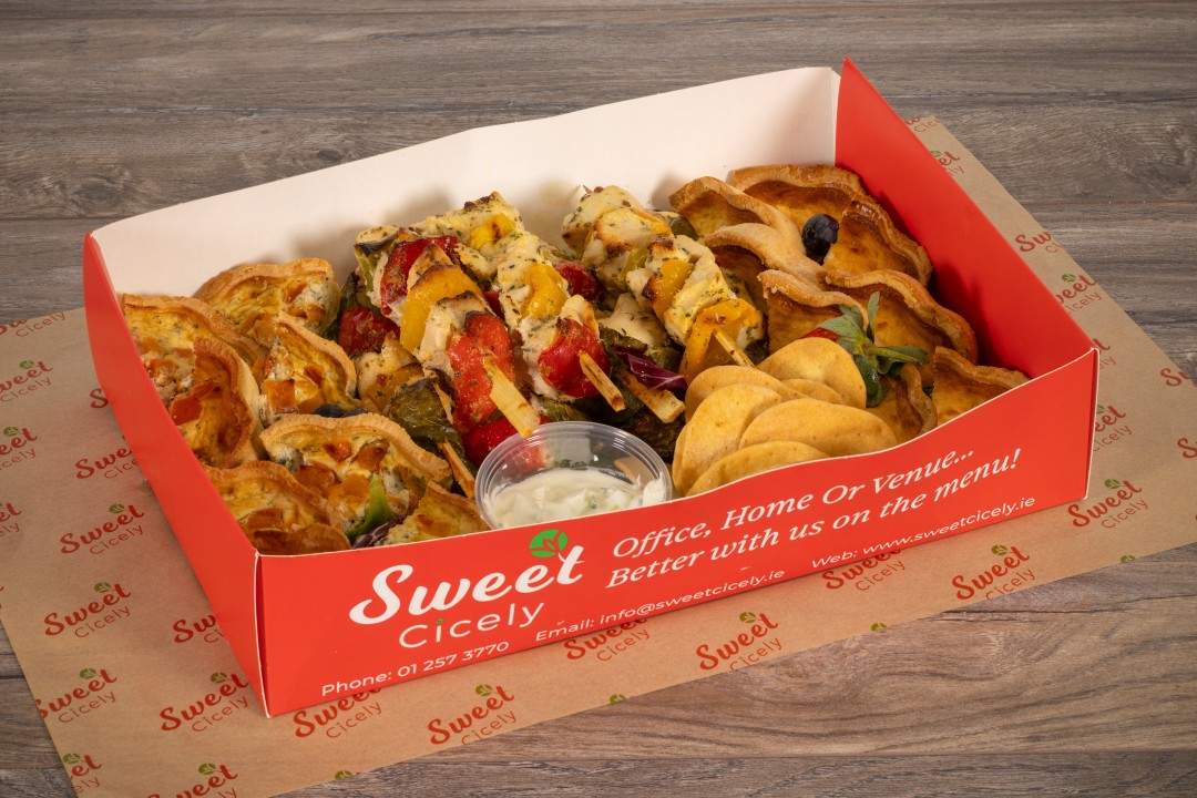 Quiche & Chicken Skewer Box