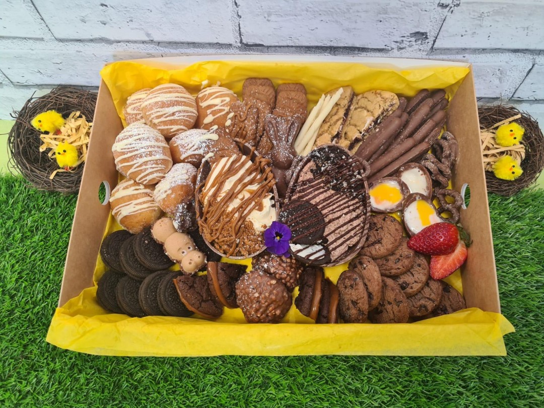Sunny Side Up Treat Box